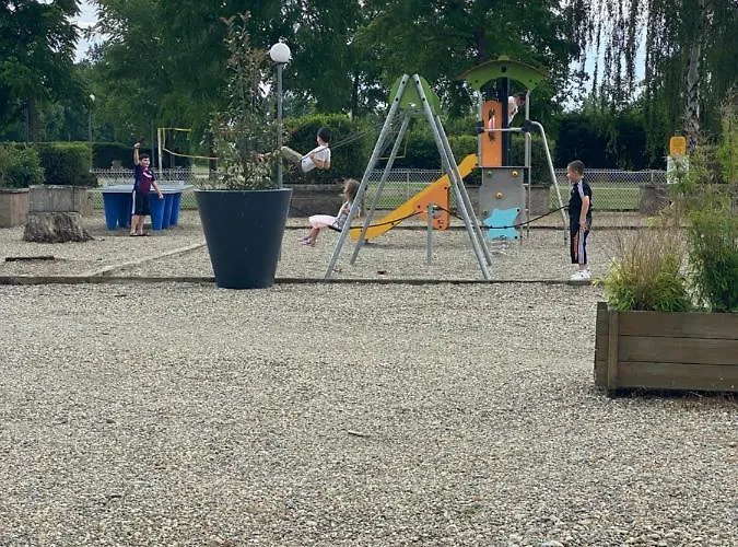 Kemp Camping Du Ried A Proximite D'europa-park Et Rulentica *